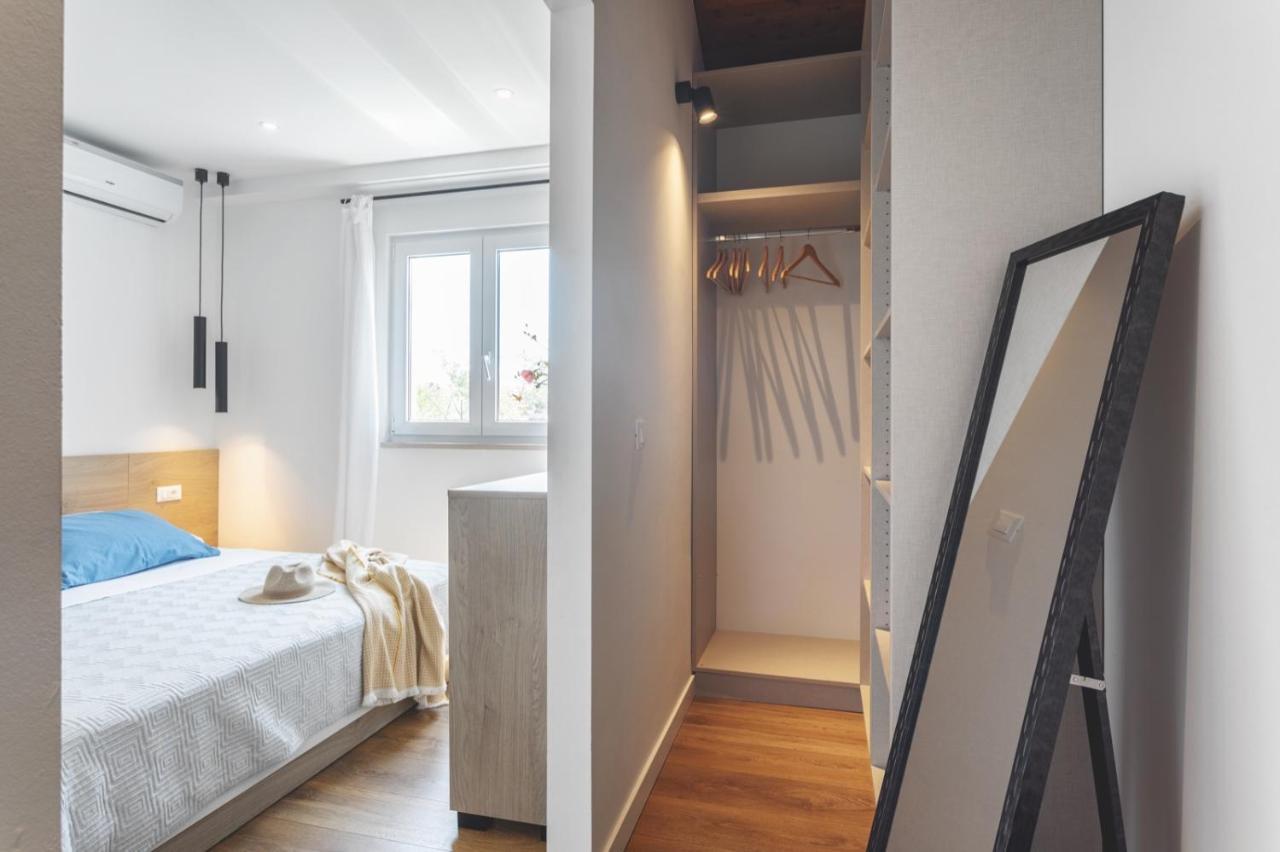 Center Apartment Golden Ray Bol Dış mekan fotoğraf